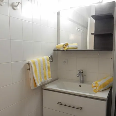 Resi D7 Apartment Prerow